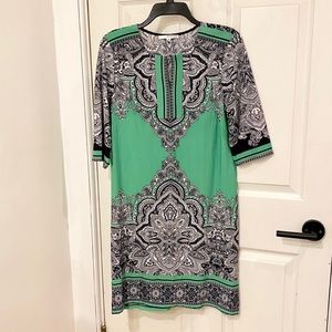 Printed 1/2 sleeve shift dress